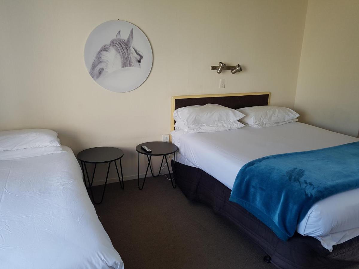 Putaruru Arms Motor Inn Extérieur photo