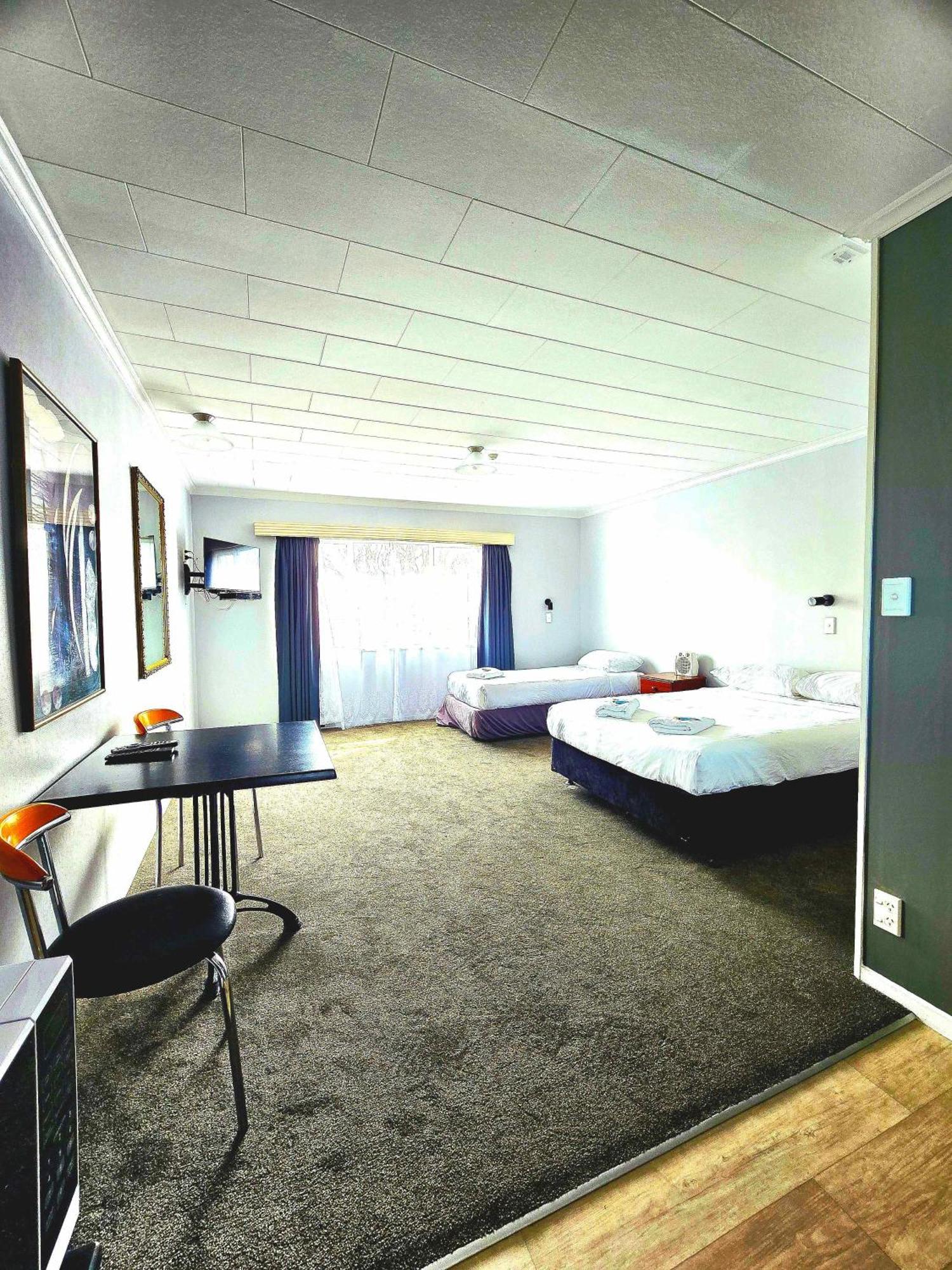 Putaruru Arms Motor Inn Extérieur photo